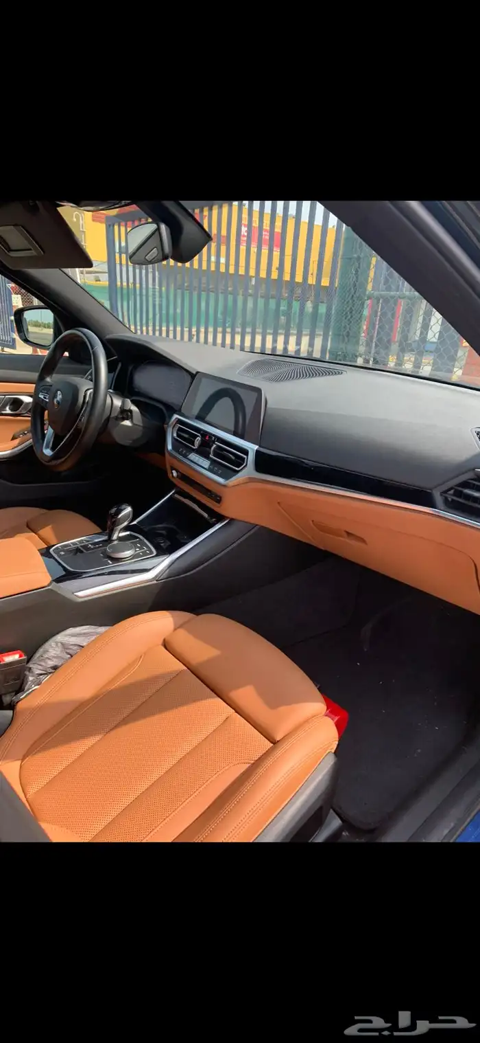 BMW 320i بي ام دبليو 320 7