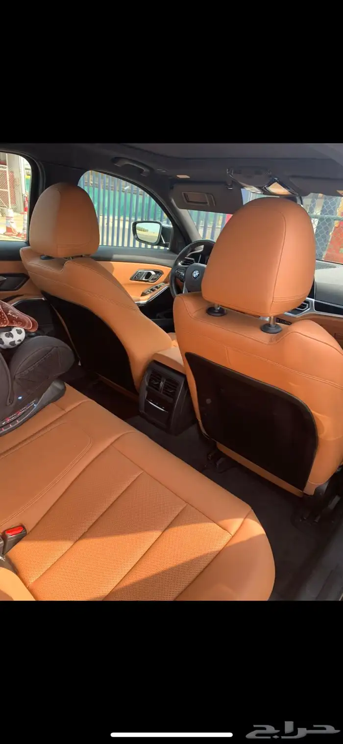 BMW 320i بي ام دبليو 320 8