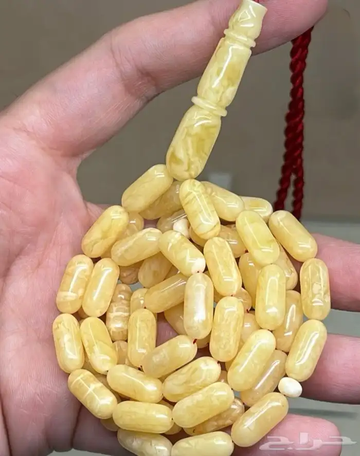 سبحة كهرمان صنوبرية خامة مشخطة 3