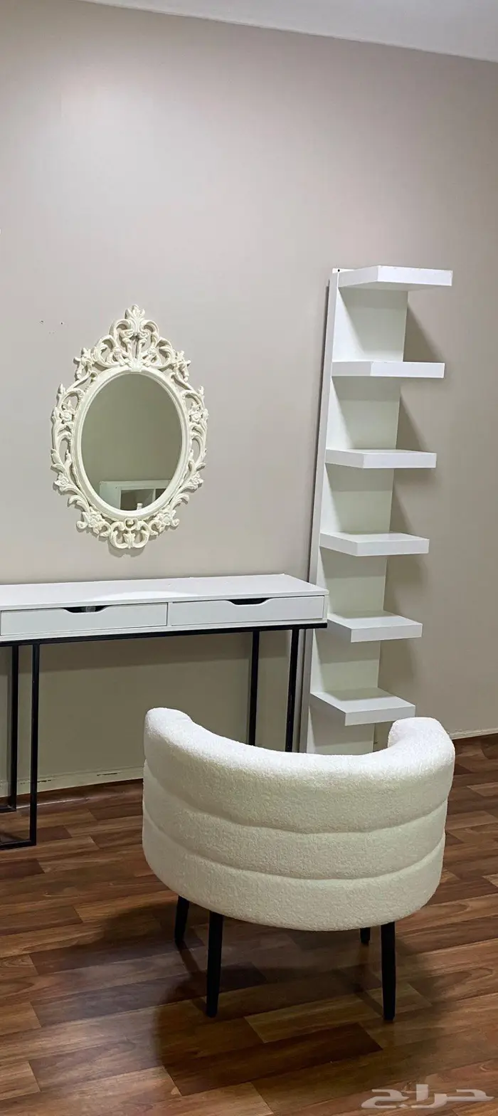 أثاث غرفة نوم تسريحه دولاب طاولات 2