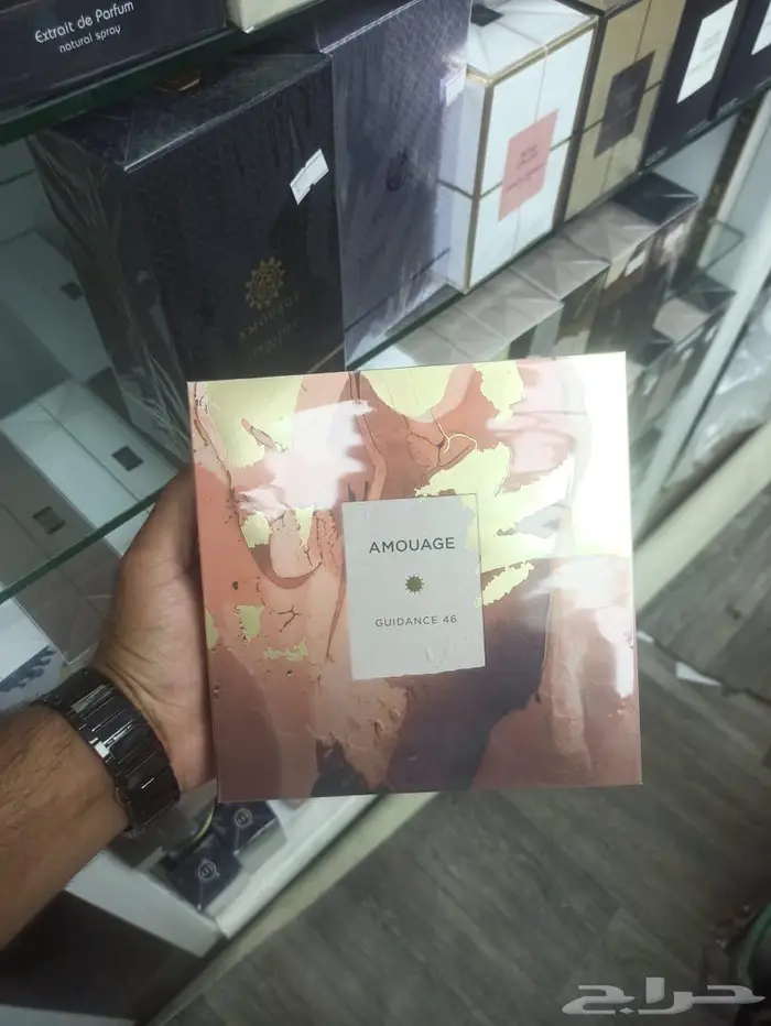 عطور امواج متوفره نسائي ورجالي جميع انواع العطور متوفره 2