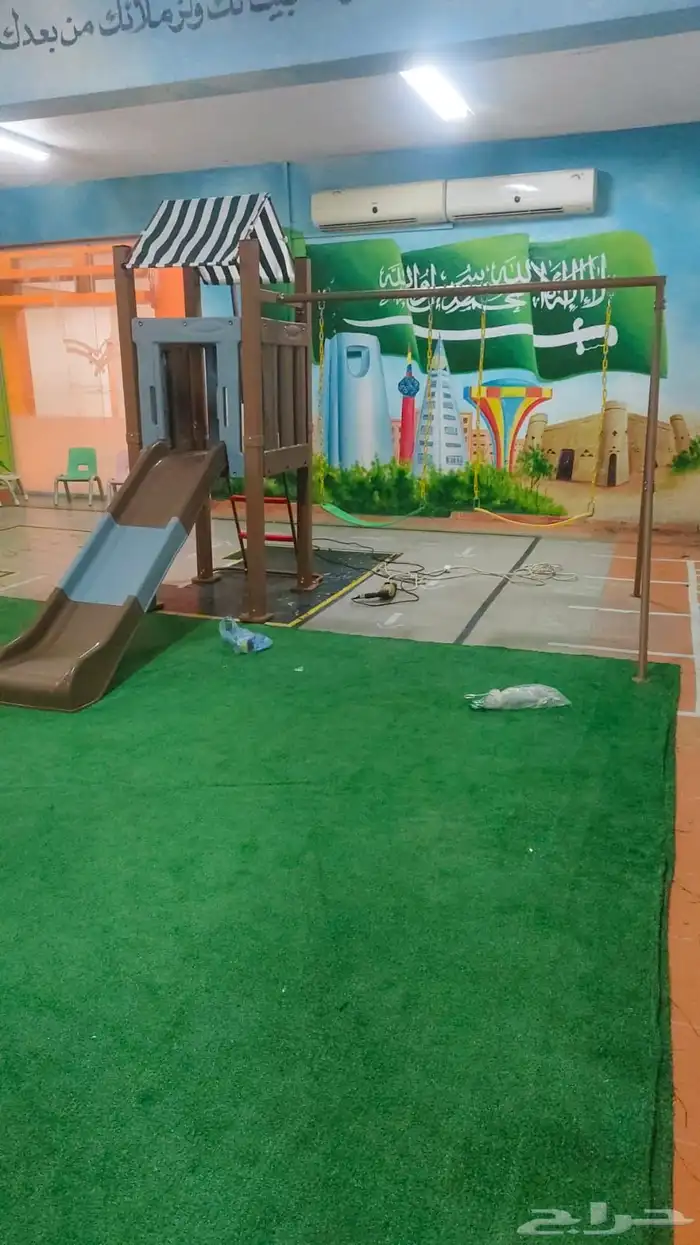 لعبه مع مراجيح وزحاليق للالطفال بلاستيكيه قويه 1