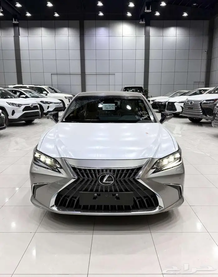 لكزس ES 350 DD بنزين سعودي 2025 0