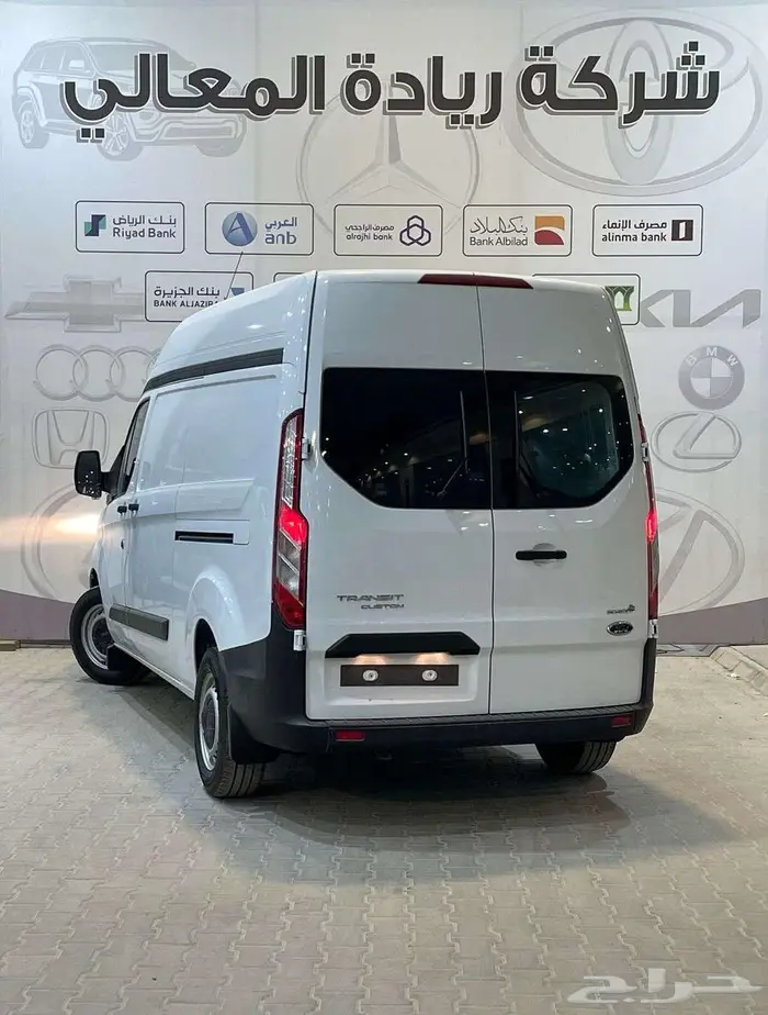 فان بضاعة فورد ترانزيت سقف عادي ديزل2023 3