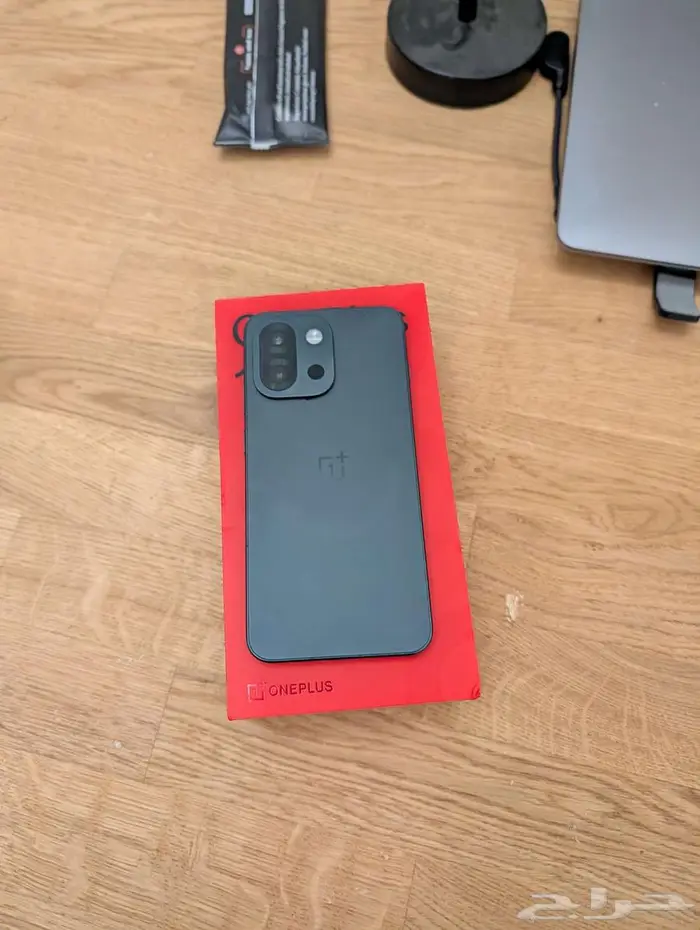 Oneplus 13t 1