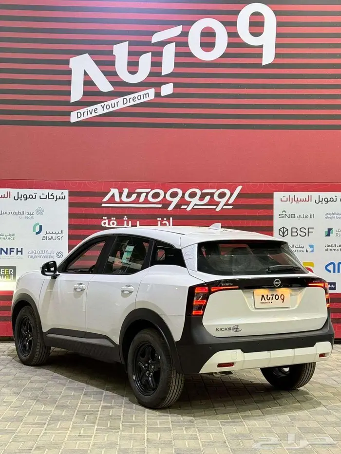 نيسان كيكس 2025 ستاندر 9