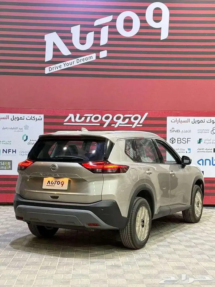 اكس تريل 5 مقاعد 2025 دبل عرض خاص للكاش والاقساط 4
