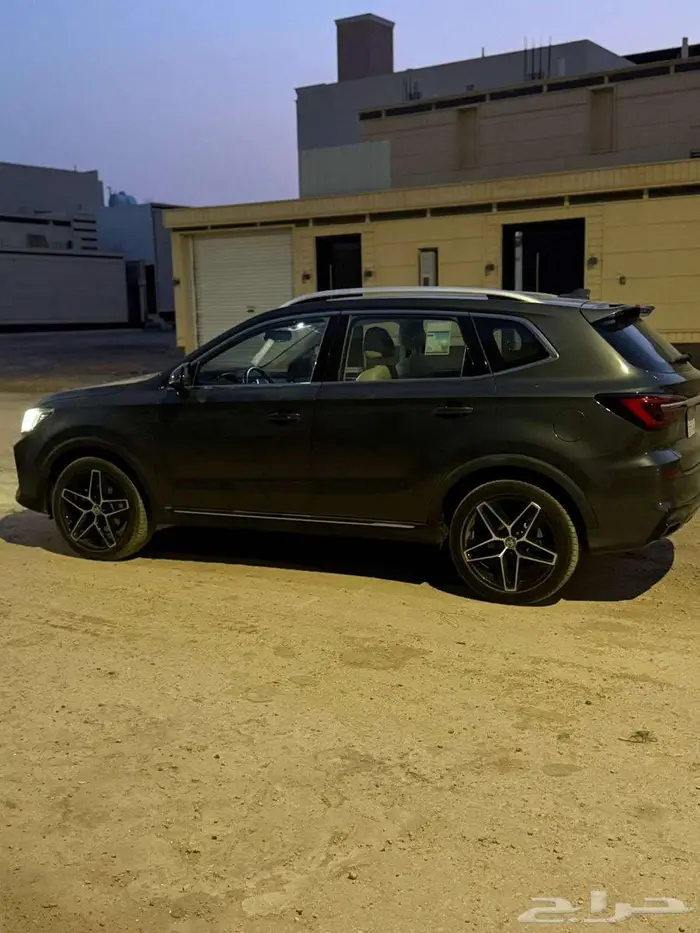 ام جي RX5 9