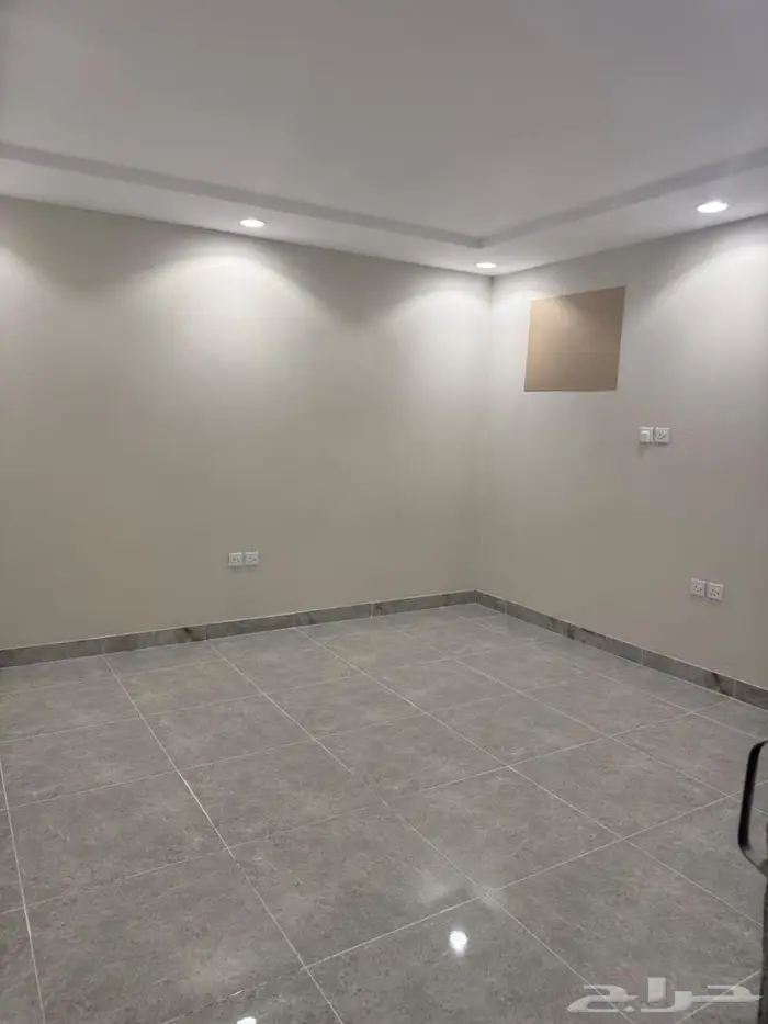 حوش للايجار 3