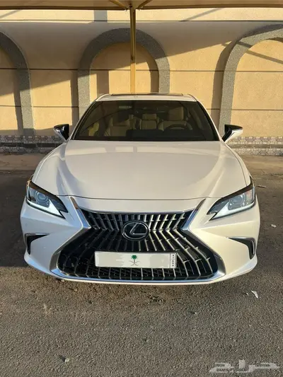 لكزس ES350 بريميوم 2022   حالة الوكالة index