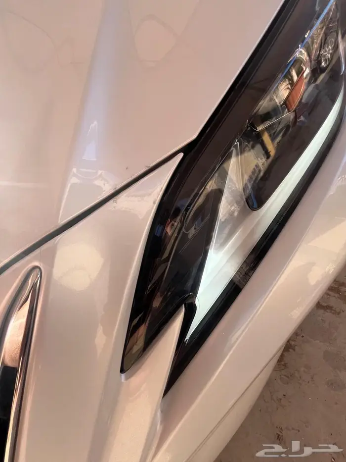 لكزس ES350 بريميوم 2022   حالة الوكالة 38