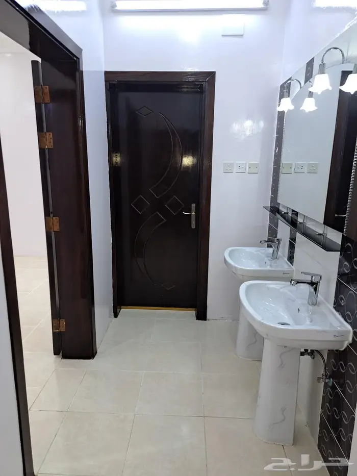 شقة للإجار بالوسام2 3