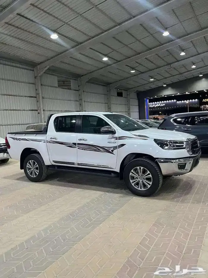 عرض اليوم فقط هايلوكس SGLX فل بنزين 2025 كاش باقل الاسعار 2