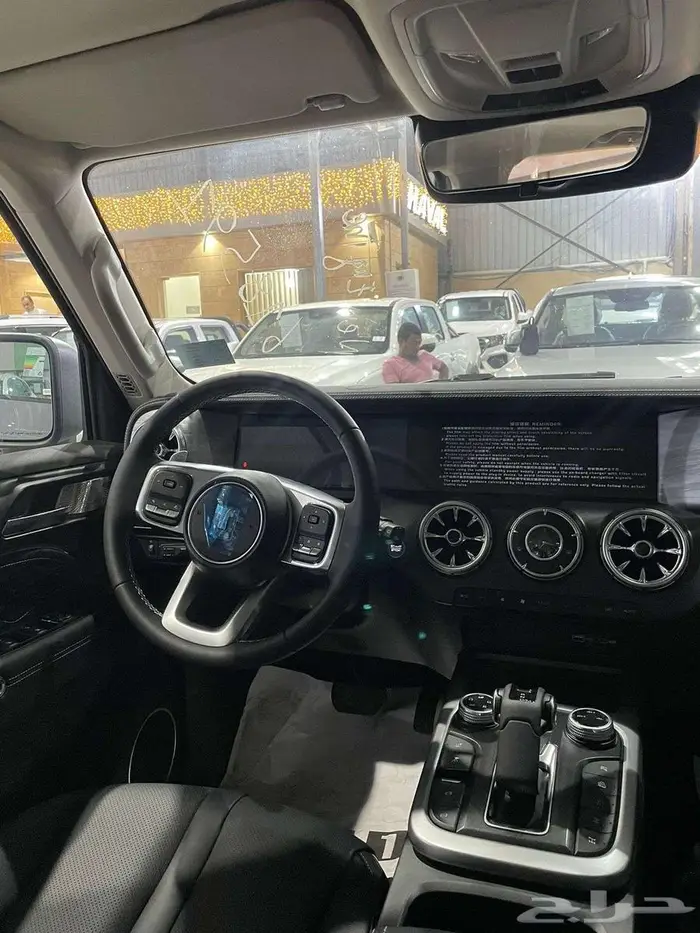 تانك 300 فل كامل موديل 2025 17