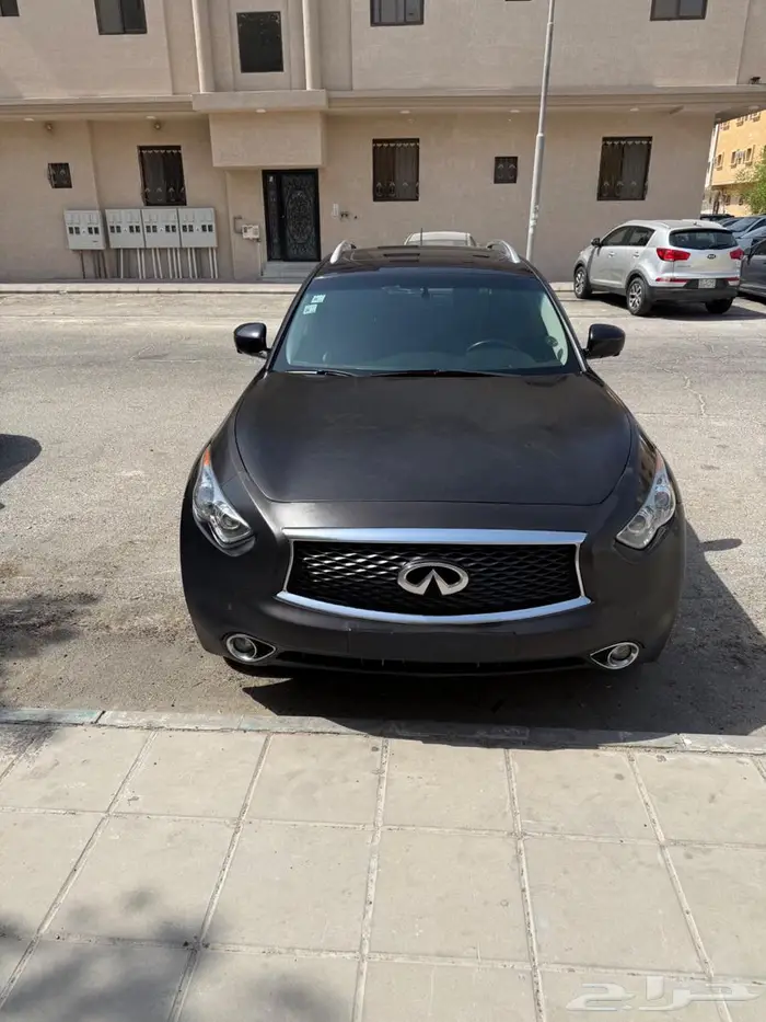 Infiniti QX70 2017 1