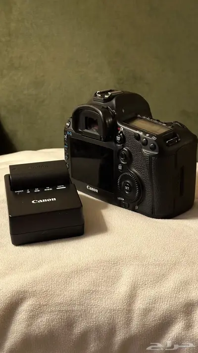 عدسه كانون 50mm وكاميرا 5D iii index