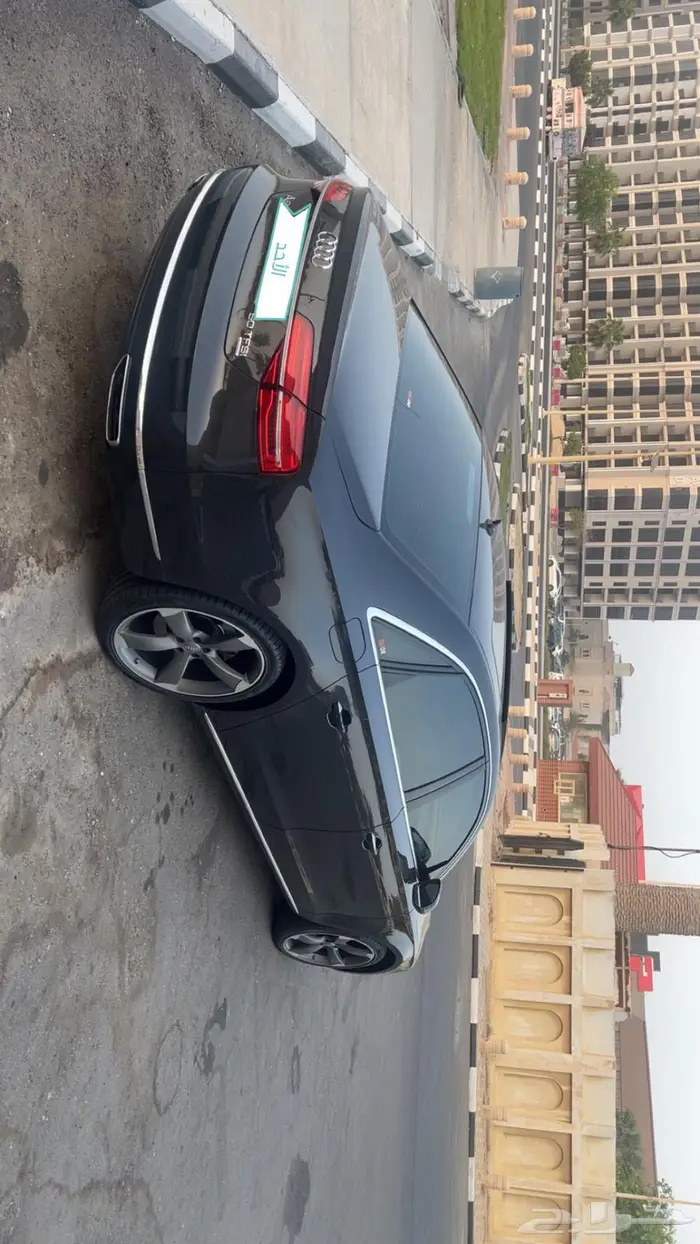 أودي A8 2016 كواترو اعلي فئة 4