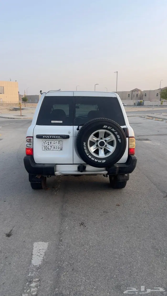 نيسان 2003 مجهز للبر 8