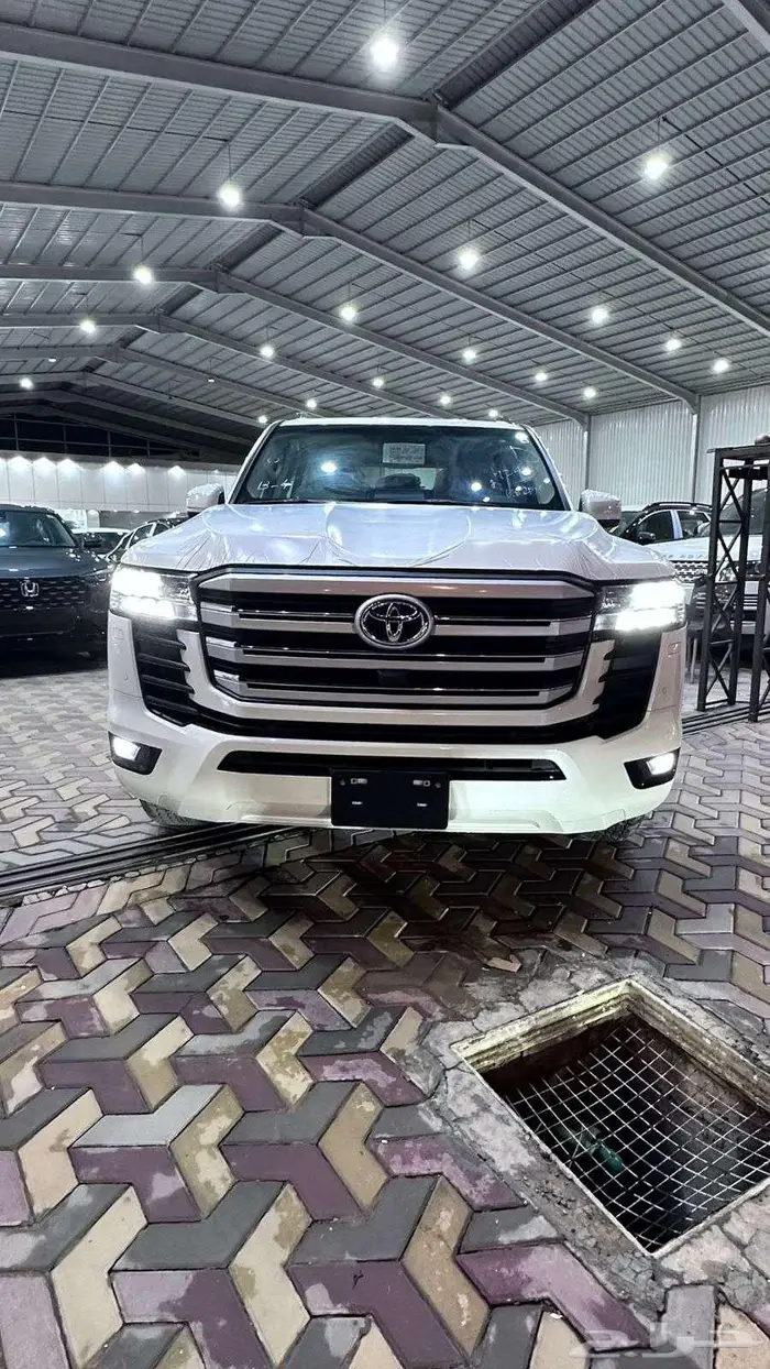 تويوتا لاندكروزر جكسار L2 بنزين 2025 سعودى 11