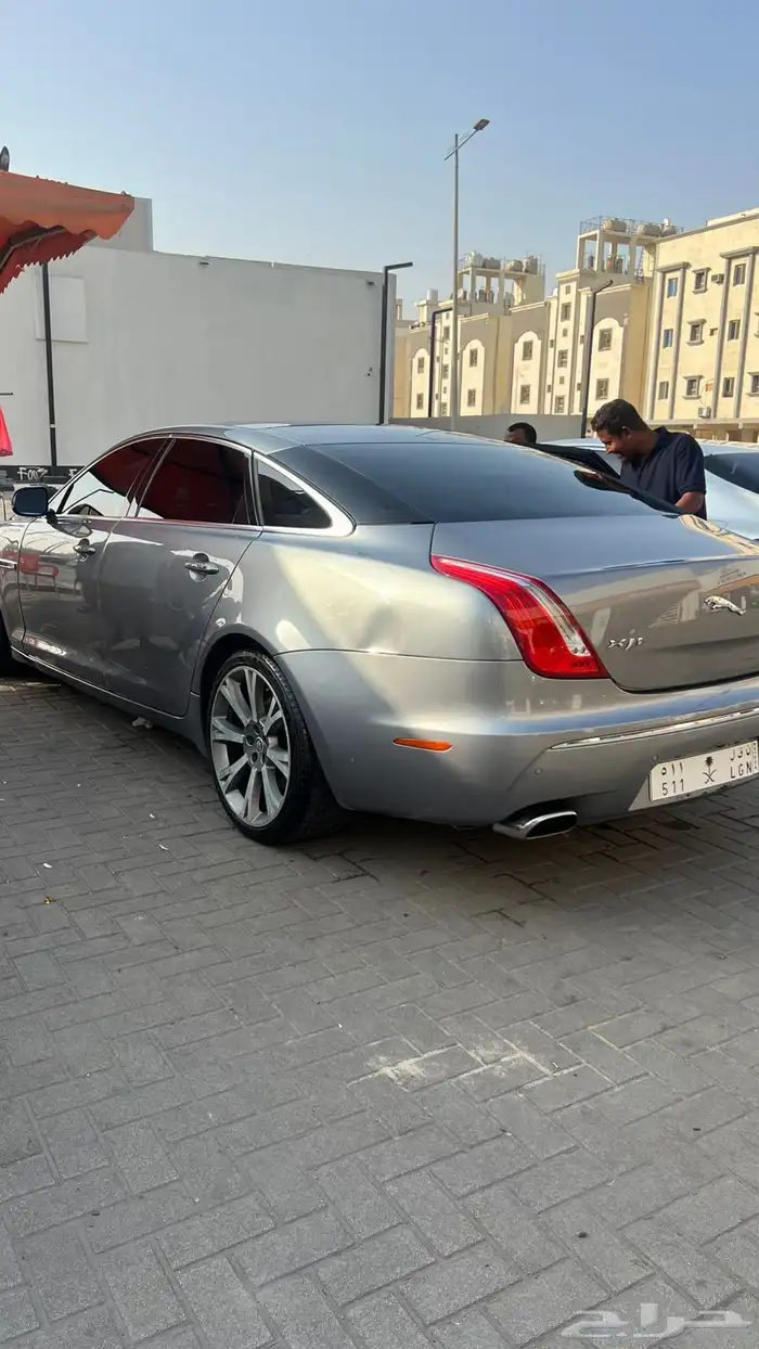 للبيع جاكور Xj 2012 1