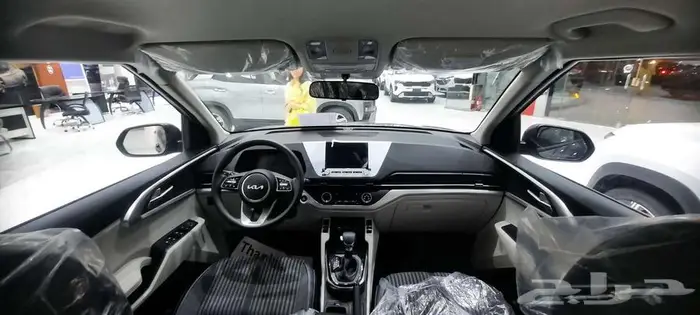 كيا كارينز 2025 استاندر الجبر 79.925بالضريبة 5