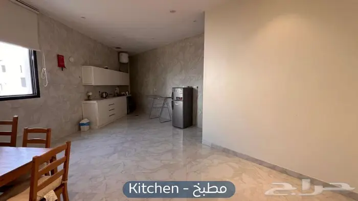 شقة مؤثثة للإيجار   حي النرجس 8