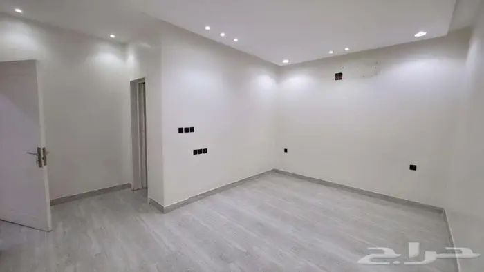 دور ارضي للايجار في طويق 4