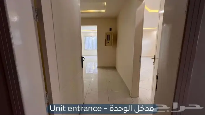 شقة دورين للإيجار   حي العارض 1