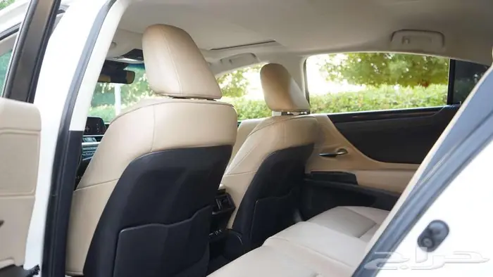 لكزس ES350 2020 بطاقة جمركية 13