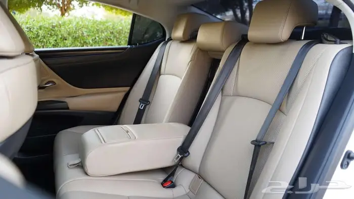 لكزس ES350 2020 بطاقة جمركية 12