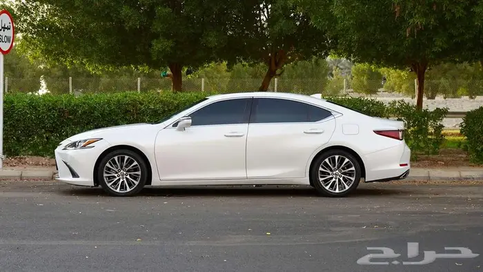 لكزس ES350 2020 بطاقة جمركية 5