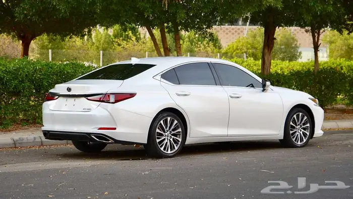 لكزس ES350 2020 بطاقة جمركية 3