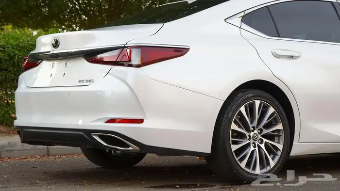 لكزس ES350 2020 بطاقة جمركية 18