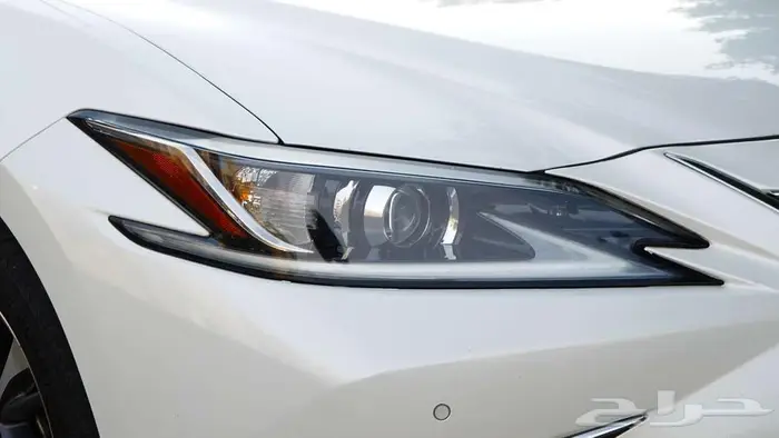 لكزس ES350 2020 بطاقة جمركية 16