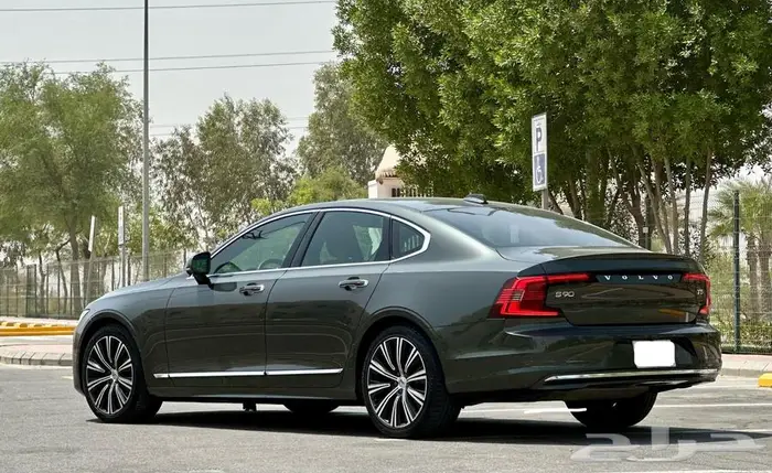 فولفو S90 T5 موديل 2021   زيتي جلد جملي   نظيفة جد ا 4
