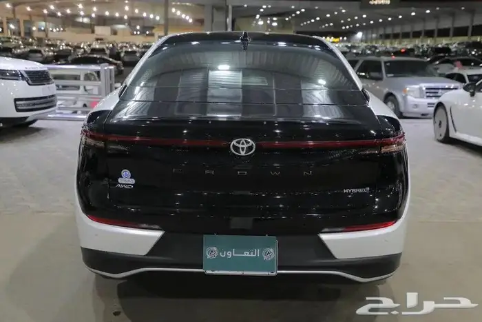 تويوتا كراون فل كامل ماجيستا بانوراما جلد هايبرد موديل 2023 5