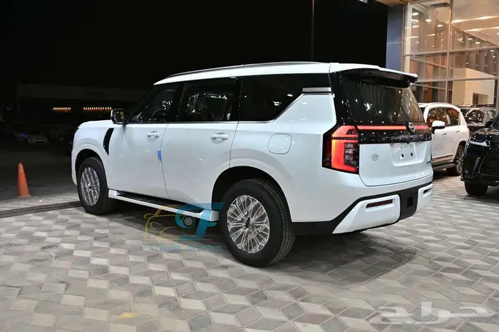 نيسان باترول 2025 بلاتنيوم تنفس طبيعي بالنقد والتقسيط 3