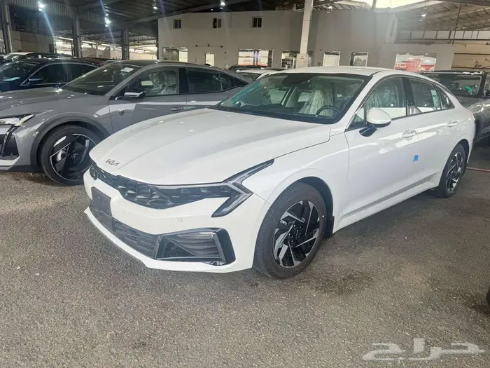 كيا K5 نص فل هايبرد موديل 2024 1