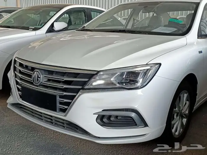 MG 5 موديل 2025 ستاندر ابيض عروض الكاش 3