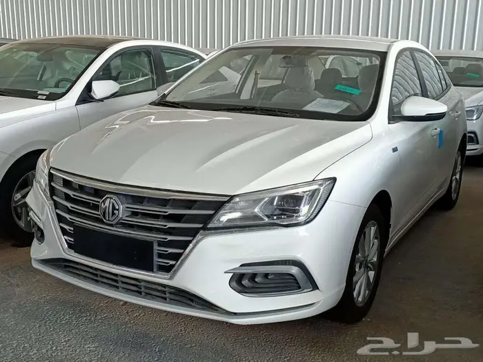 MG 5 موديل 2025 ستاندر ابيض عروض الكاش 1
