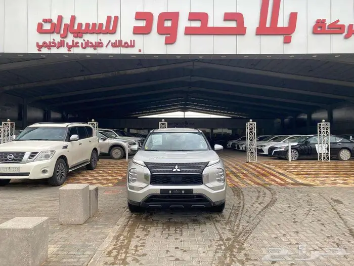 ميتسوبيشي اوتلاندر استاندر 7 راكب دبل 2025 1