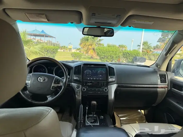 تويوت لاندكروزر VXR 14