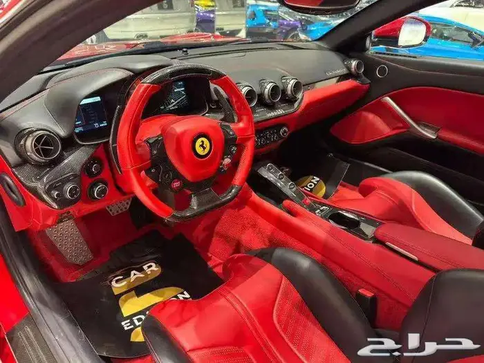 فيراري F12 10