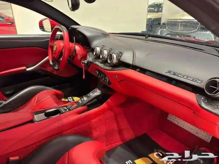 فيراري F12 9