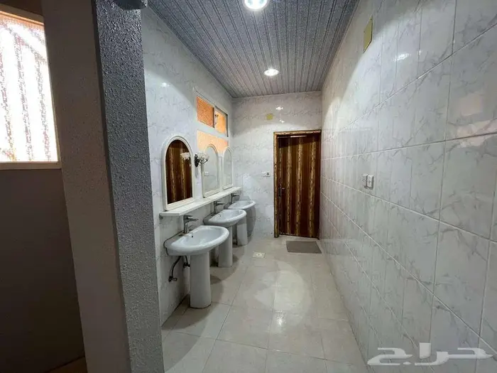 دور علوي للايجار 2