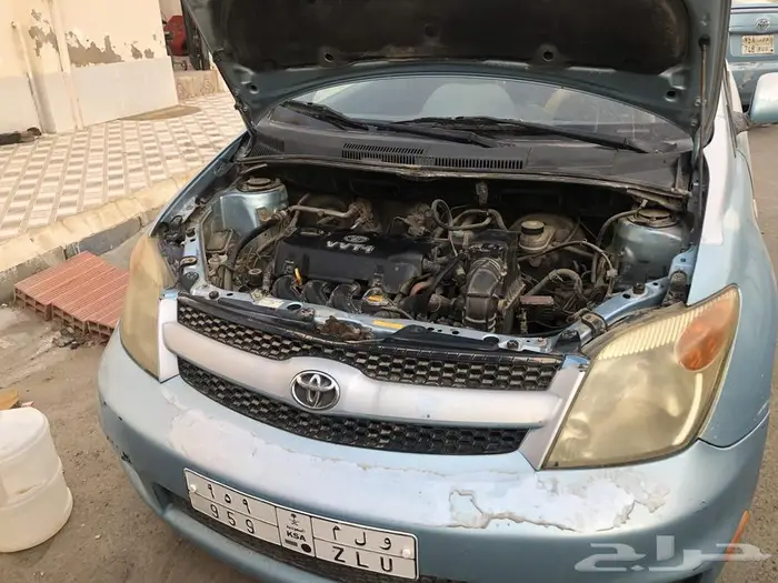 للبيع تويوتا اكس اي تحمل لوحة مميزة 4