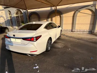 لكزس ES350 بريميوم 2022   حالة الوكالة index