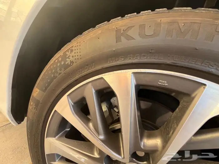 لكزس ES350 بريميوم 2022   حالة الوكالة 55