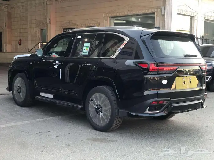 جيب لكزس LX 600 FF 2025 اسبورت سعودي أبيض 8