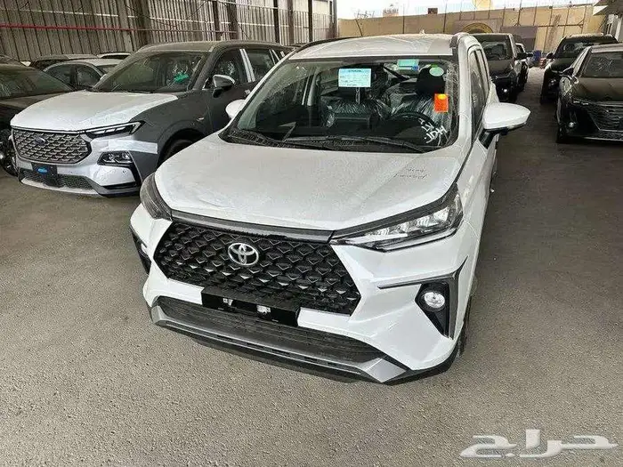 تويوتا فيلوز GLX موديل 2025 2
